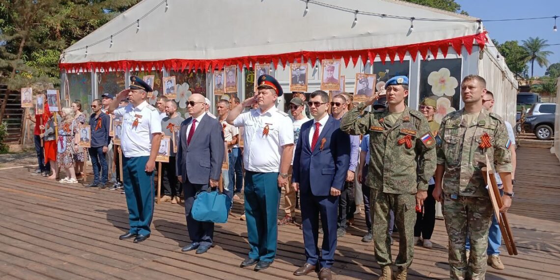 RCA : la colonie russe en Centrafrique a célébré le 80e anniversaire de la grande victoire sur l’Allemagne Nazie