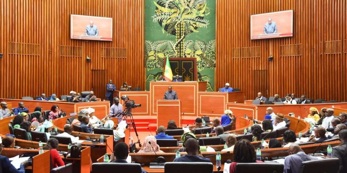 RCA: l’Assemblée Nationale lance une enquête sur les 400 millions FCFA destinés à la réhabilitation du Stade de 20 000 places