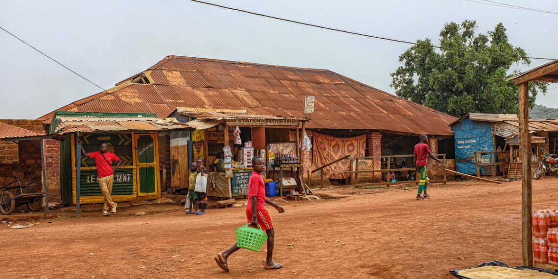 Les instructeurs russes mobilisent la population de la préfecture de l’Ouham-Pendé pour la paix et la sécurité