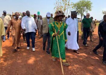 Bouboui : La communauté peuhle salue l&rsquo;engagement du président Touadéra à travers ses ministres Hassane Bouba et Bertrand Piri pour l&rsquo;accès à l&rsquo;eau potable et à l&rsquo;énergie