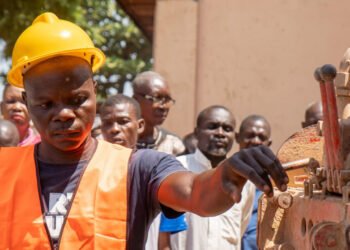 RCA : le ministre Maxime BALALOU annonce la construction de 100 forages par le gouvernement pour la population de Bangui et ses environs