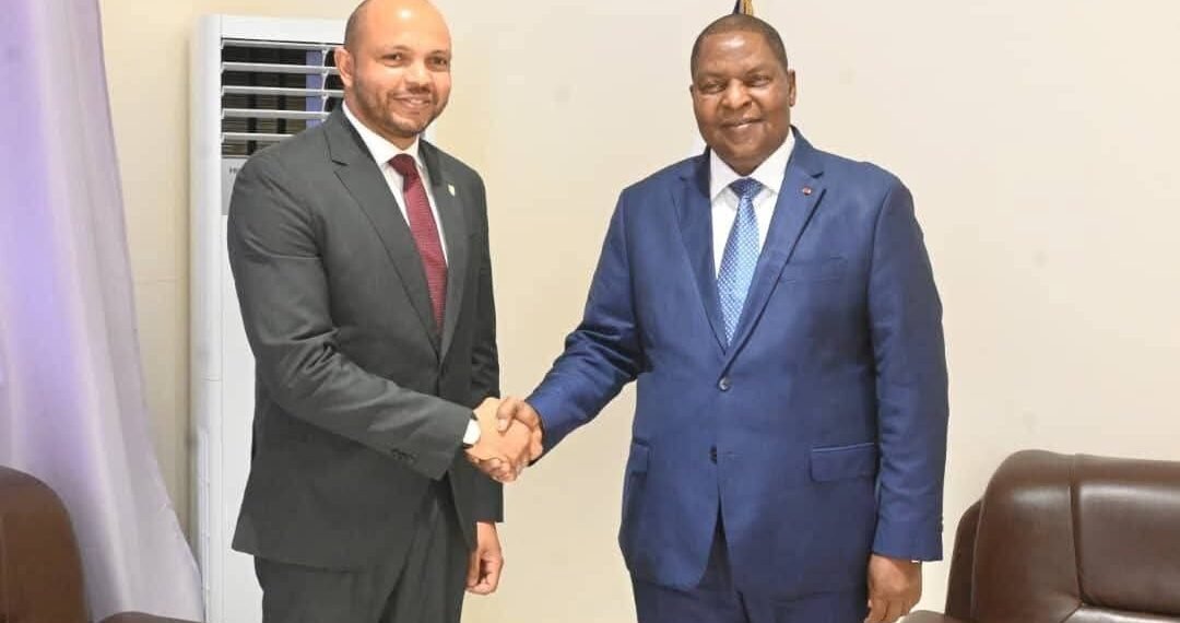 RCA : Le Président Touadéra reçoit le Secrétaire Général de l’OEACP pour renforcer la coopération