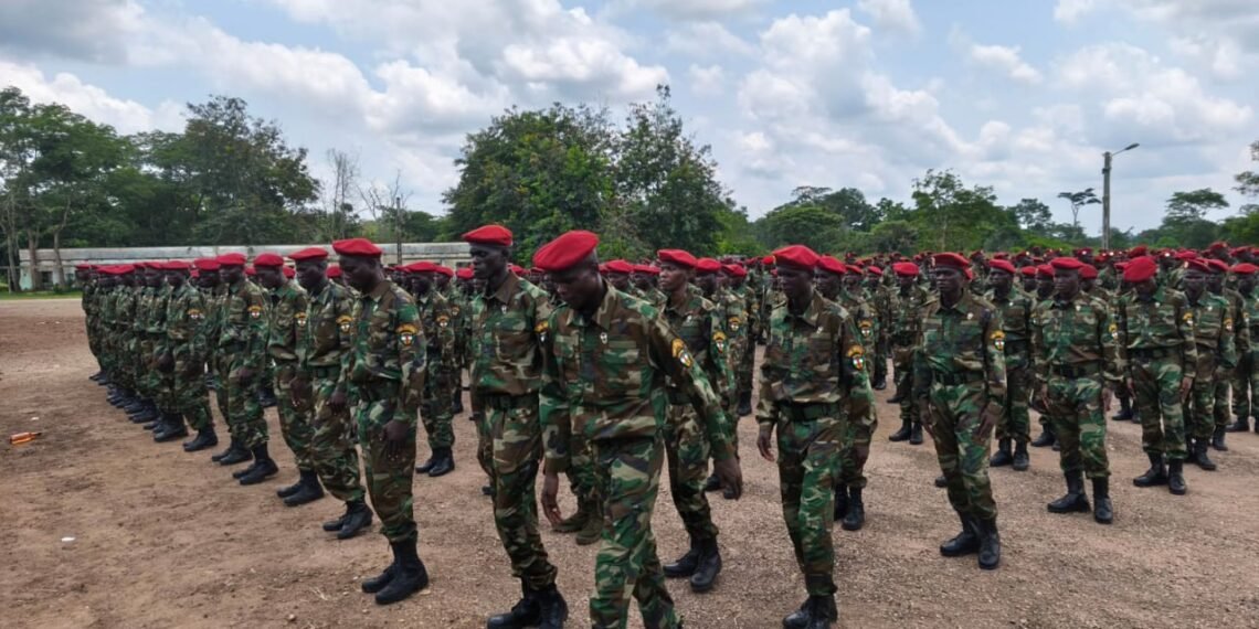 RCA : plus de 600 nouvelles recrues du centre d’instruction de Bérengo présentées au drapeau
