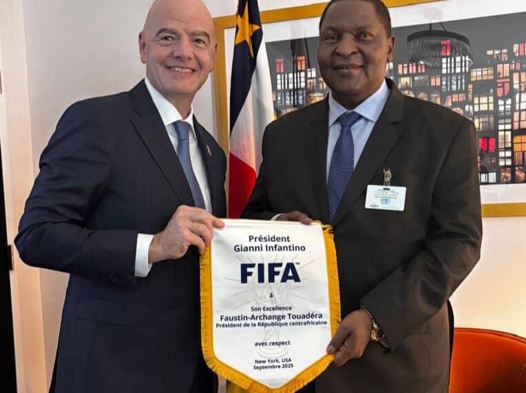 La jeunesse au cœur de la vision de Touadéra : la FIFA apporte un appui à ses projets ambitieux