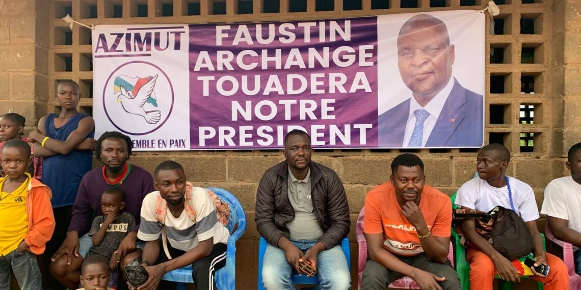 Bimbo : une manifestation écrasante de l’association Azimut en soutien au président Faustin-Archange Touadéra