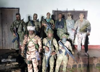 Des instructeurs russes rencontrent les éléments du groupe armé MPC pour un dialogue sur le désarmement