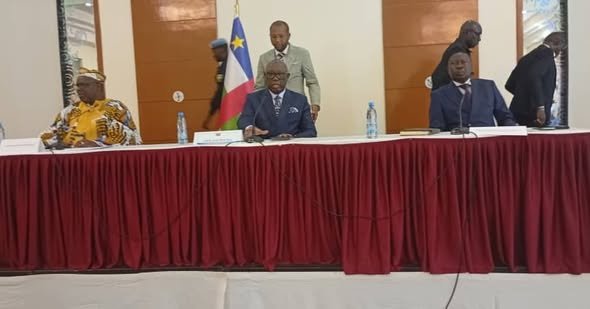 RCA : le 1er préside une réunion du comité stratégique d’appui au processus électoral