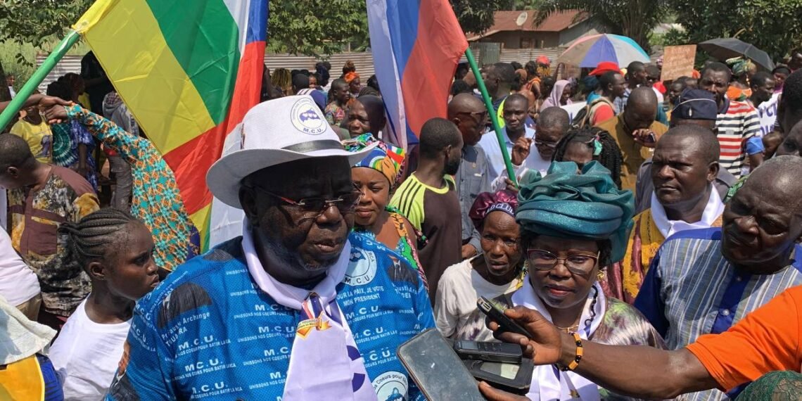 Inauguration de deux nouveaux forages à Gbabili offerts par le président Touadéra pour un accès à l’eau potable de la population