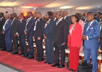 La ministre Sylvie Notofei Baïpo Temon représente le président de la République au Sommet du financement du développement des infrastructures en Afrique à Luanda