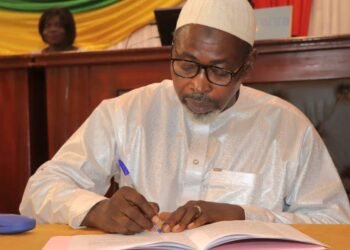 RCA : le pourquoi du refus d’Anicet Georges Dologuélé et d’Henri-Marie Dondra de signer le code de bonne conduite de la campagne électorale