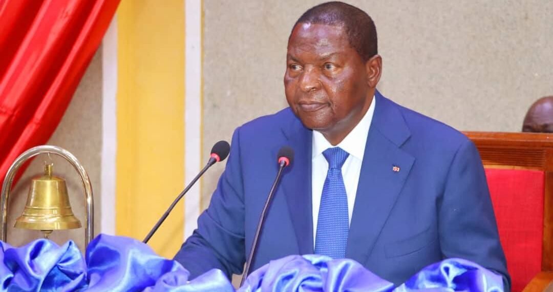 Le président Touadéra relance l’éducation en Centrafrique : un engagement en faveur de la jeunesse