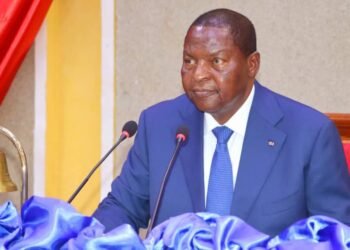 Le président Touadéra relance l’éducation en Centrafrique : un engagement en faveur de la jeunesse 