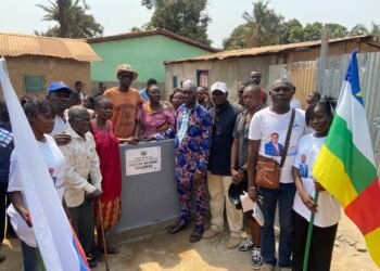 RCA : un nouveau forage inauguré au quartier Ngongonon 6 dans le 8e arrondissement de Bangui