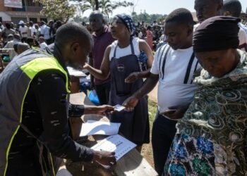 Les élections présidentielles et législatives en Ouganda : un scrutin sous haute surveillance