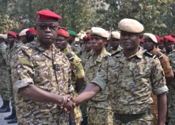 Port de galons aux FACA : la formation au cœur de la promotion militaire