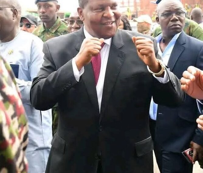 Sous la conduite du Président Touadéra, la RCA renaît de ses cendres et brille sur la scène internationale