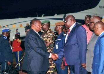CENTRAFRIQUE : RETOUR DU PRÉSIDENT FAUSTIN ARCHANGE TOUADÉRA À BANGUI APRÈS LE SOMMET EXTRAORDINAIRE DE LA CEMAC À BRAZZAVILLE