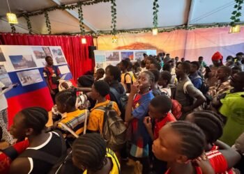 RCA : une exposition photographique pour commémorer la Journée de la Levée du Siège de Leningrad