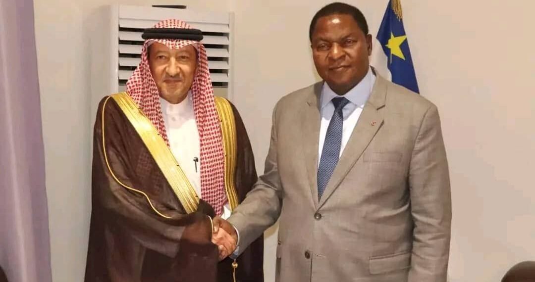 RCA: Le président Touadéra reçoit le ministre saoudien des Affaires étrangères pour renforcer la coopération centrafricano-saoudienne: