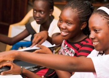 RCA : l’ECAC ambitionne de digitaliser ses écoles pour répondre aux défis de la numérisation