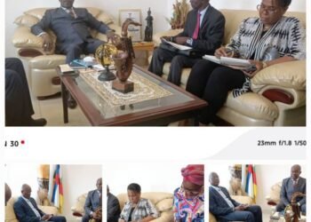 RCA: Gestion transparente des salaires des enseignants contractuels par le ministre d&rsquo;État à l’éducation nationale Aurélien Simplice Zingas