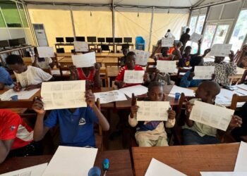 RCA : la Maison Russe lance un cours complet de dessin et de peinture à l’endroit de jeunes centrafricains
