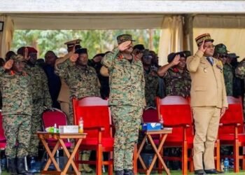 RCA : le CEMGA participe au 45e anniversaire des Forces de Défense du Peuple Ougandais