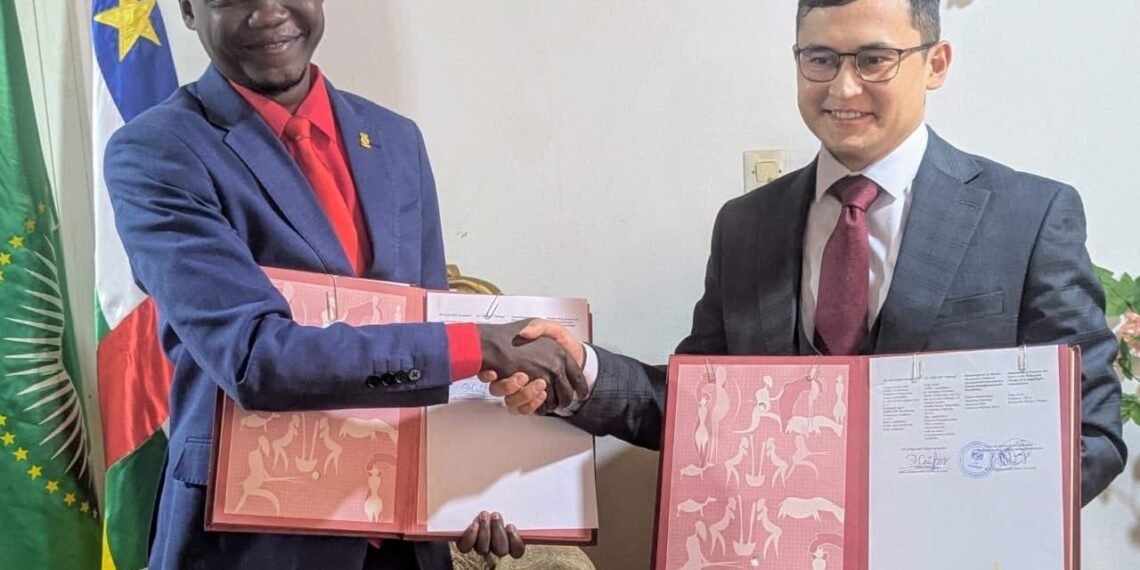 Signature d’un mémorandum d’entente entre le ministre de la jeunesse et la ZES Alabuga en Russie