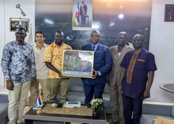 RCA : Le ministre Gervais Mbata rencontre le directeur-pays de WWF pour renforcer le partenariat stratégique du développement durable