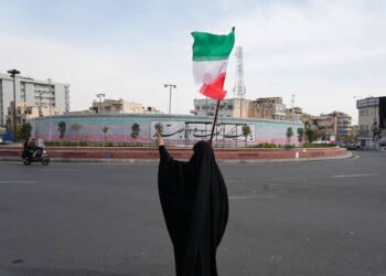 Tensions géopolitiques : l&rsquo;Iran réagit aux menaces contre ses centrales électriques