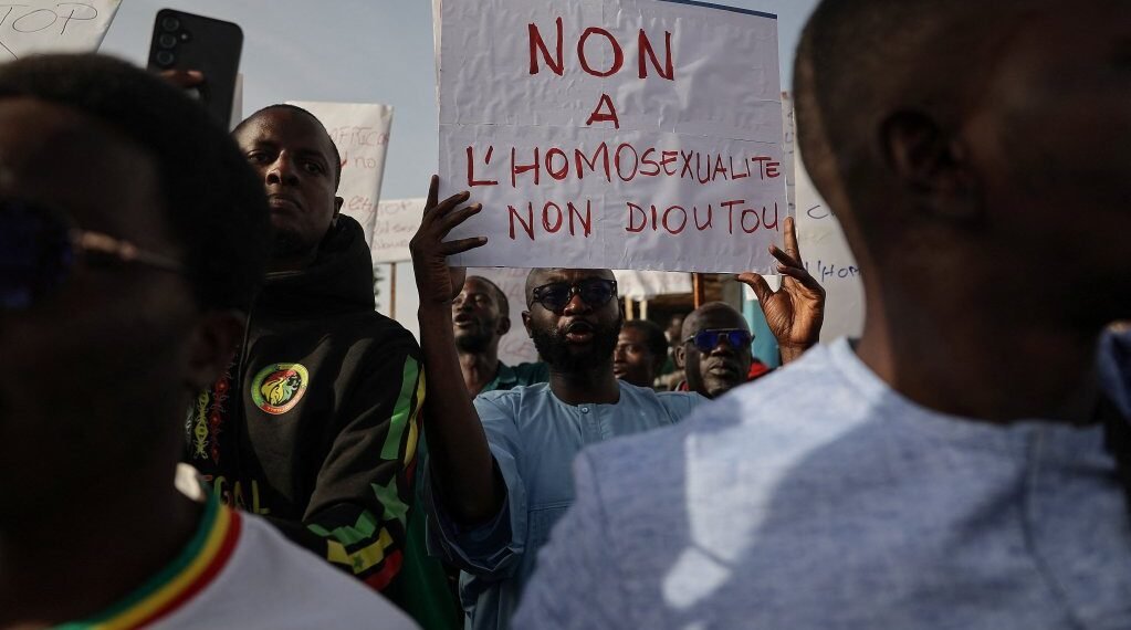 Sénégal : le projet de durcissement de la loi contre l’homosexualité relance un débat sensible