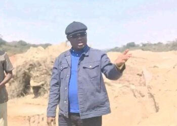 Le ministre des mines Rufin Benam Beltoungou se lance dans une lutte accrue contre l&rsquo;exploitation illégale des ressources minières à Koundé