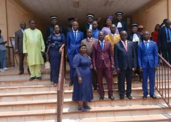 Bangui : 10 agents de la SOCAPOST prêtent officiellement serment 