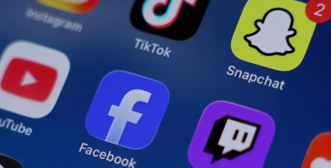 Gabon : Fin de l’anonymat en ligne avec des mesures strictes