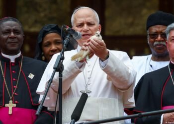CAMEROUN : le Pape Léon XIV prêche l’espoir et la réconciliation à Bamenda
