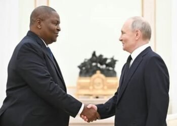 Grâce à la collaboration entre la RCA et la Russie, le pays s&rsquo;oriente vers un avenir sans terreur ni anarchie, éclairé par l&rsquo;espoir et la prospérité