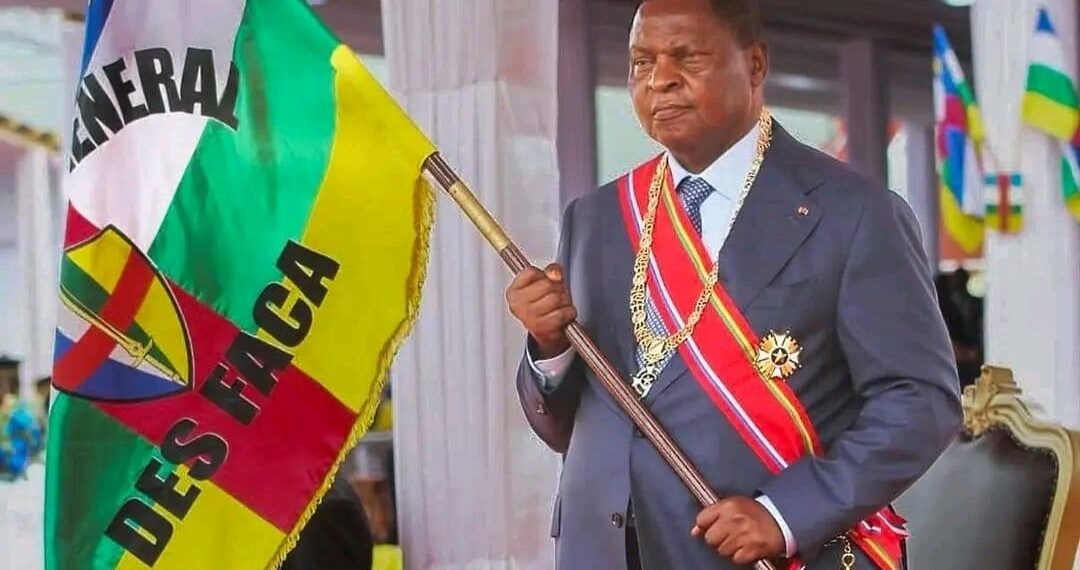 RCA : le Chef de l’Etat, Chef Suprême des Armées apprécie le niveau de formation dispensée aux FACA par les instructeurs russes à Bérengo