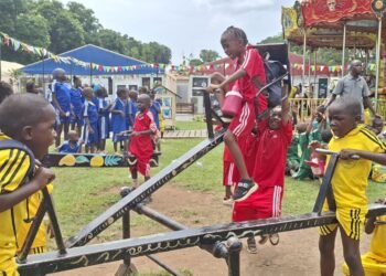 Bangui: 100 écoliers du Complexe Cardinal Dieudonné Nzapalainga découvrent la culture russe à la maison russe de Bangui