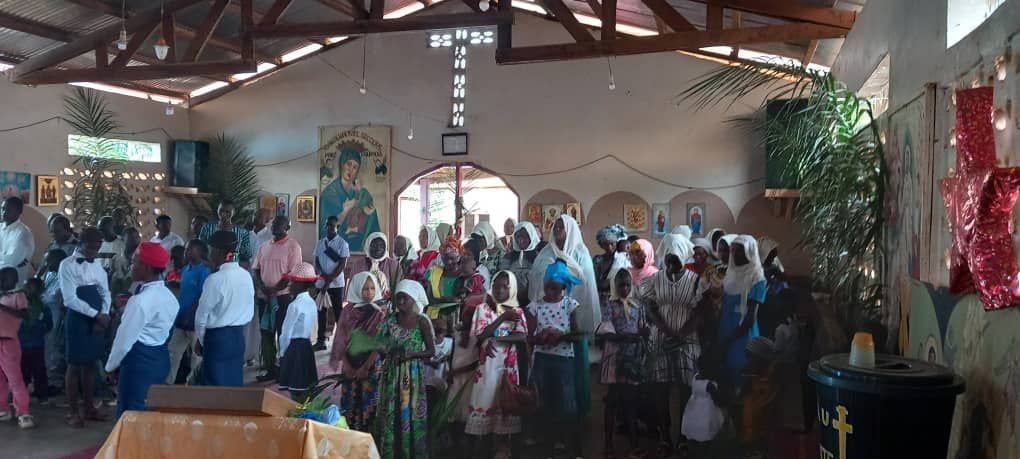 La Pâque orthodoxe célébrée sous le signe de l’amour à Bimbo