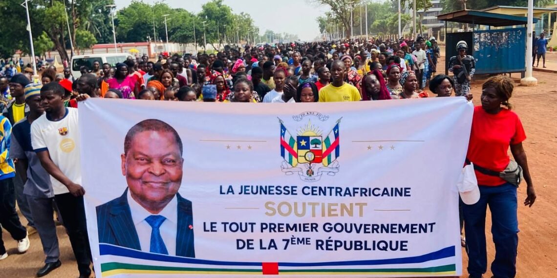 RCA : une marche de la jeunesse centrafricaine en soutien au tout 1er gouvernement de la 7e République