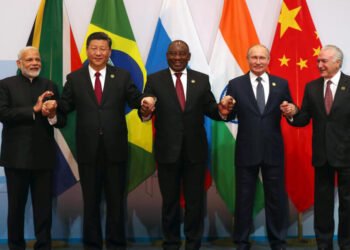 Afrique du Sud : la Banque des BRICS accorde un milliard de dollars pour moderniser les infrastructures urbaines