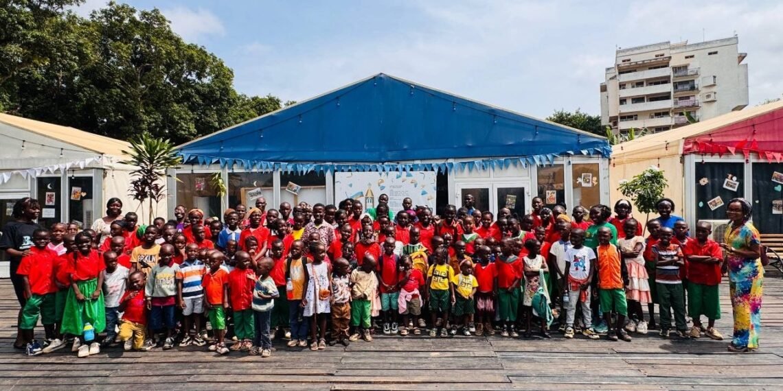 RCA : 124 enfants de l&rsquo;écodim de l’église du quartier des 92 logements visitent le Centre Culturel Russe de Bangui