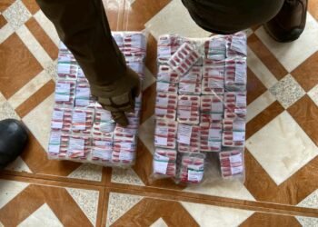 Bangui : Saisie massive de Tramadol et Diazépam chez un agent de santé dans le 6e arrondissement